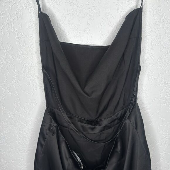 NWT superdown sienna strappy back mini dress Revolve Black Small - Picture 8 of 15
